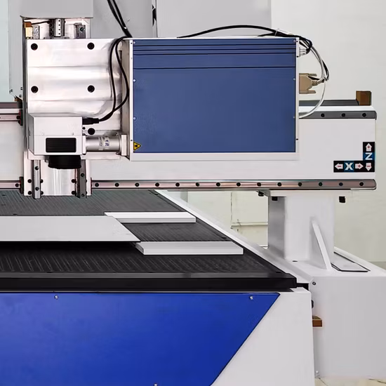 Spiegelproduktionslinie / Glasschneiden / Sandstrahlen / Schleifen / Kanten / Abschrägen / Lasergravurmarkierung / Filmapplikatormaschine Badezimmerspiegelprozess